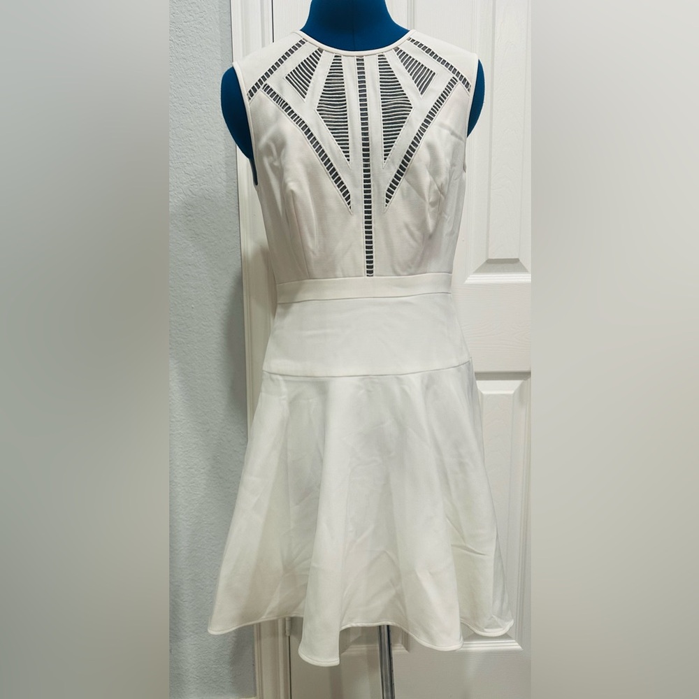 BCBG Maxazria: White Sleeveless Dress, Geometrical Detail on Front, 06